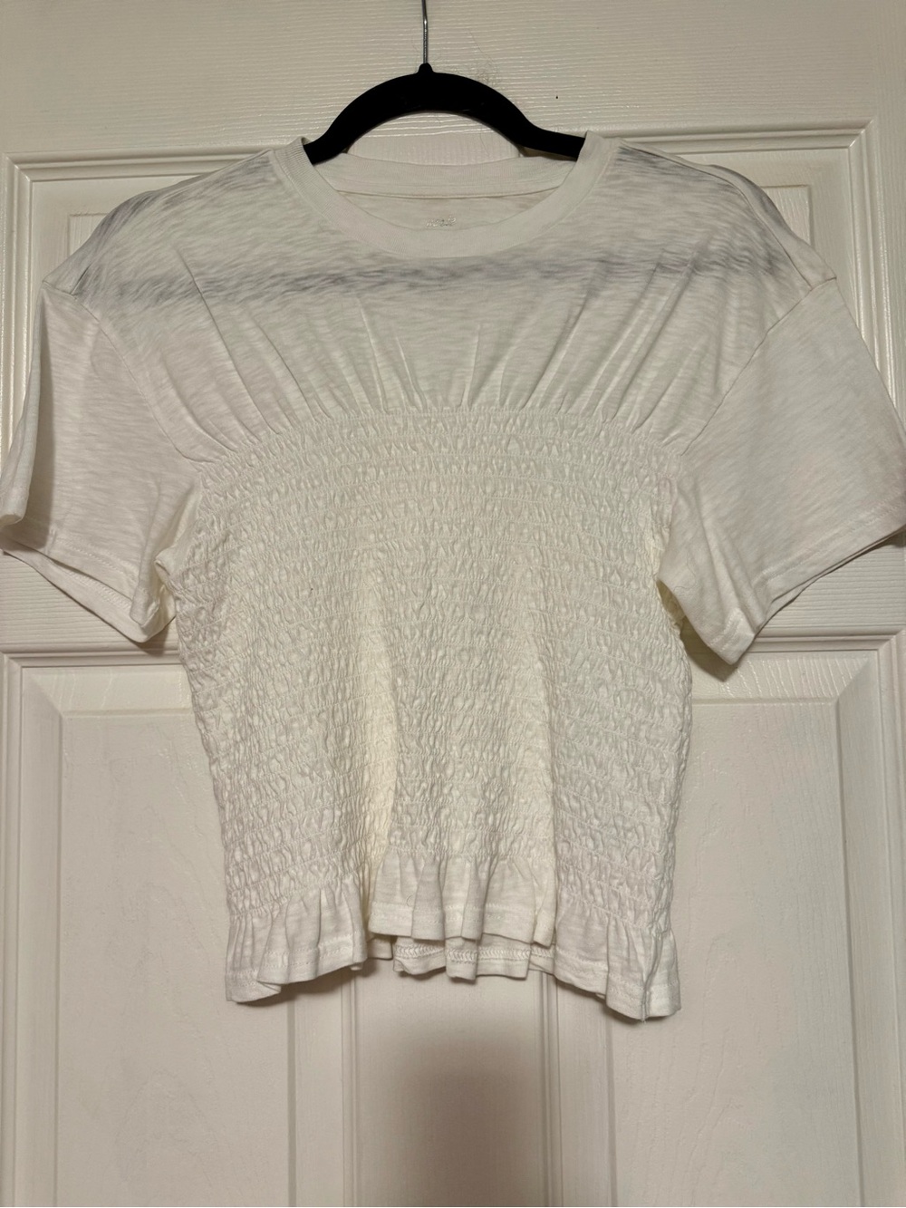 Aerie Women’s White Smocked Short Sleeve Top